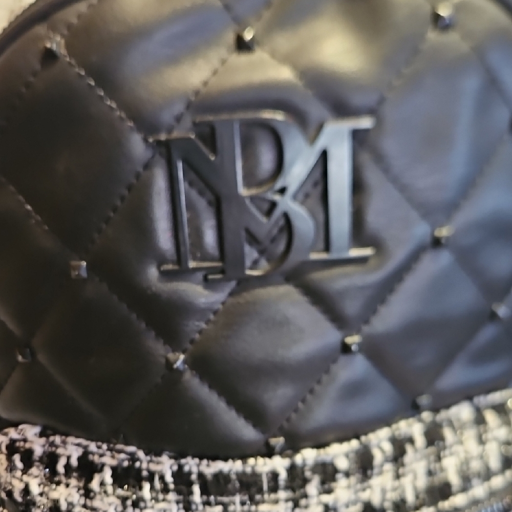 Badgley Mischka Elegant Black Bag